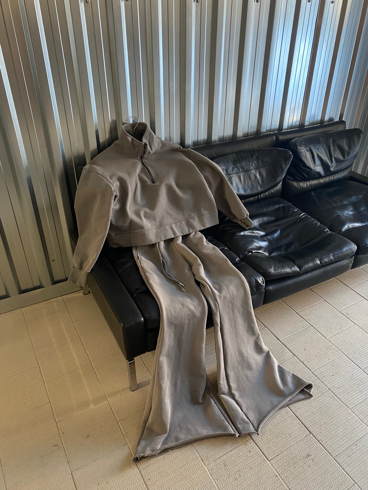 Zip sweatshirt Gray